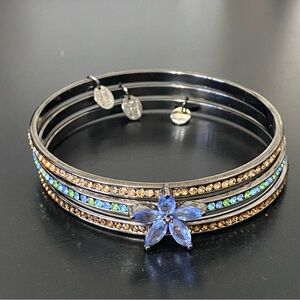 Paris Designer CHERRY CHAU Crystal Flower Bracelet Trio Gunmetal Bangles